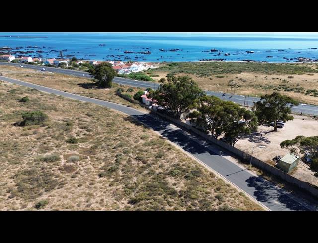 844M² VACANT LAND FOR SALE IN BRITANNICA HEIGHTS